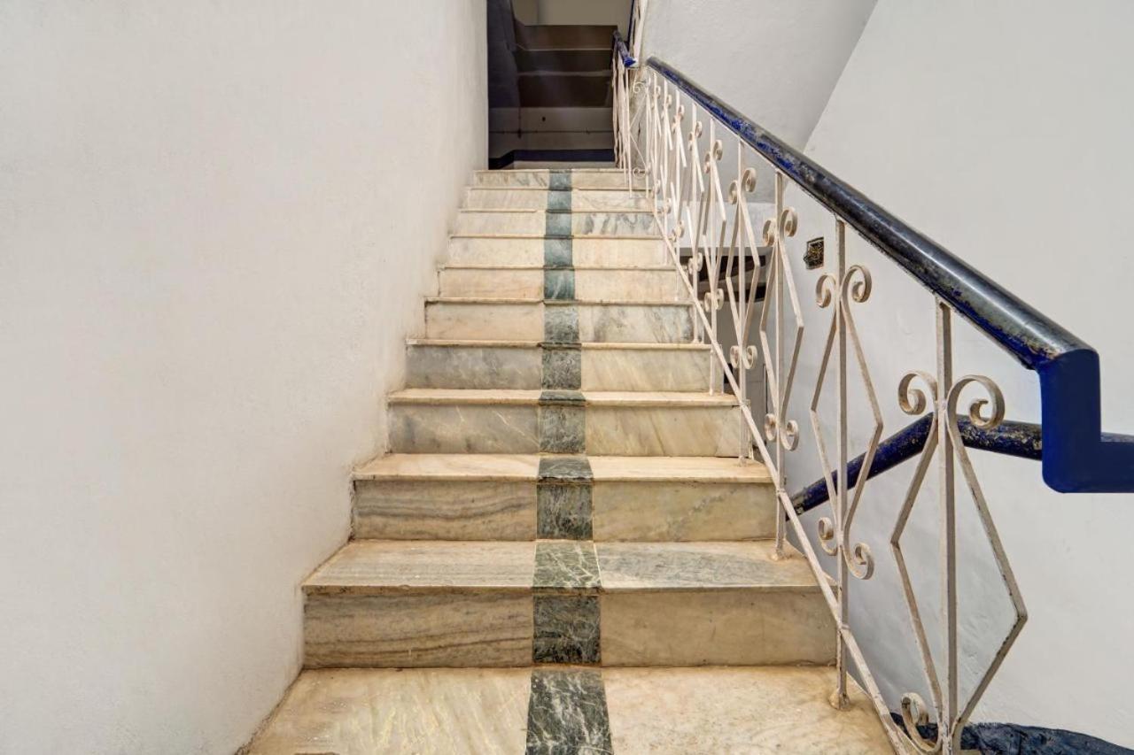 Queen D Tower - By Grands Inn Hospitality Tallākulam Εξωτερικό φωτογραφία